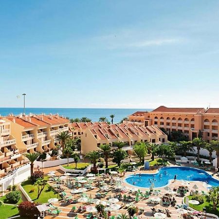 Two Bedroom Apartment In Beachfront Complex With Pool In Playa De Las Americas. מראה חיצוני תמונה